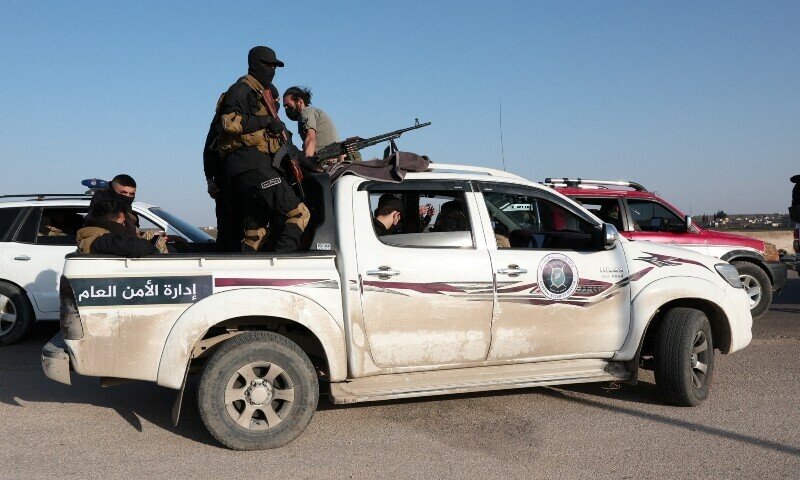 Mais de 130 pessoas foram mortas na Síria quando os legalistas de Assad assumiram as forças pró -governo – o mundo