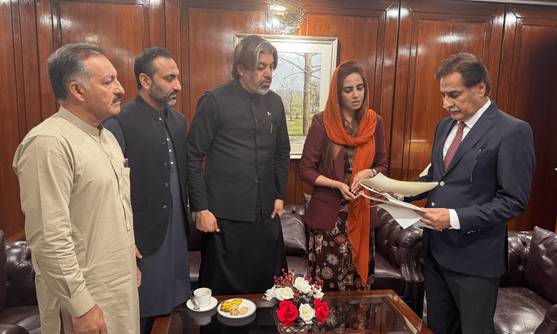 O PTI envia resolução aos alto -falantes NA contra o Projeto de Canais do Cholistão -Paquistão