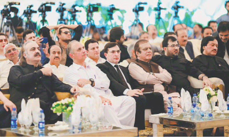 PTI busca o lançamento de outros líderes, Imran no Dia da Fundação – Paquistão