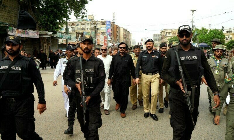 Muharram 9 Procissão Central termina pacificamente em Karachi em meio a segurança estrita – Paquistão