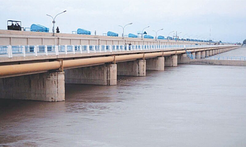 Gangues na região do rio Sindh contemplam rendição devido a inundações iminentes – Paquistão