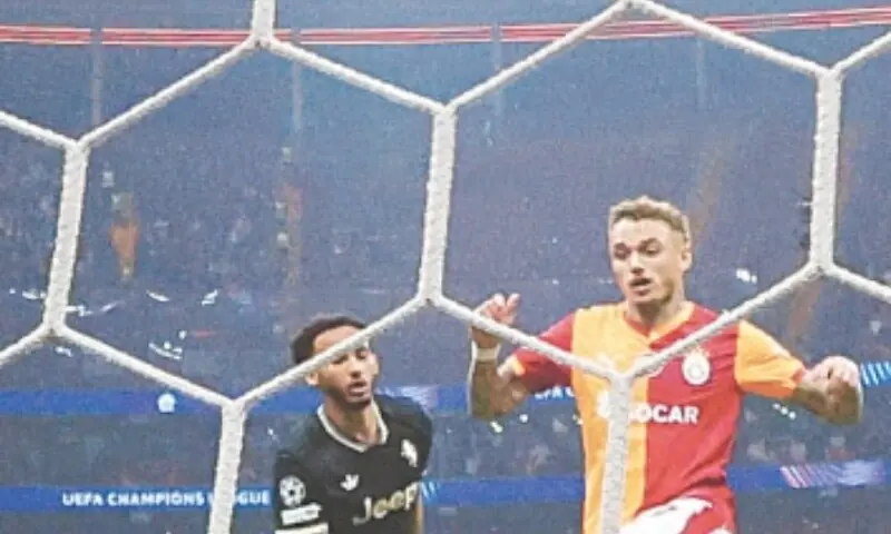 Acusações de racismo lançam uma sombra sobre a vitória do PSG – Esportes