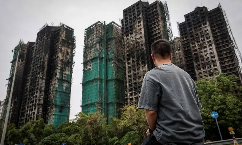 Hong Kong oferece-se para comprar apartamentos danificados por incêndio em edifício – Mundo