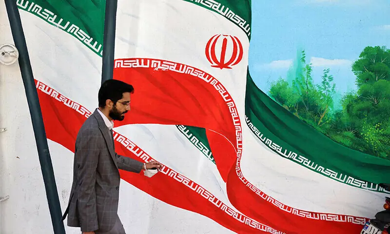 Sozinho e sob fogo: Irão ataca enquanto Rússia e China observam – Mundo