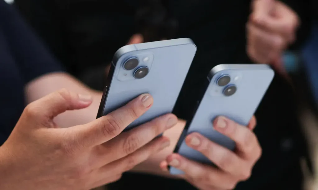 Spyware ‘Darksword’ deixa milhões de iPhones vulneráveis – Mundo