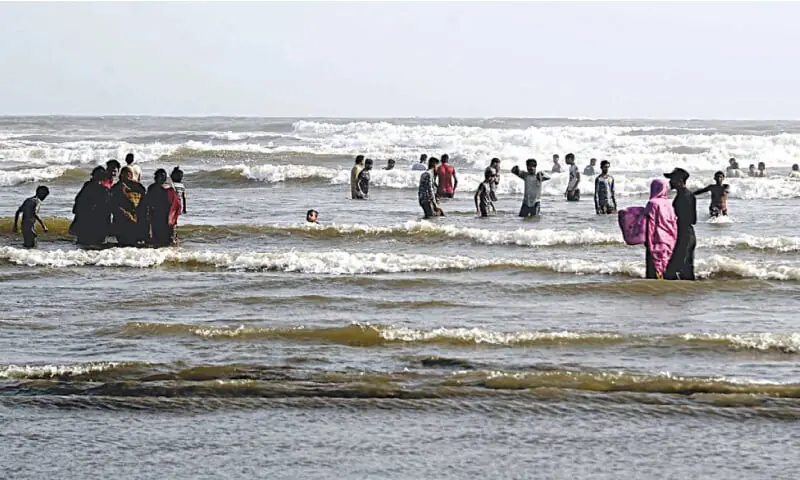 Karachi é uma das cidades mais vulneráveis, debate sobre mudanças climáticas é debatido – Paquistão