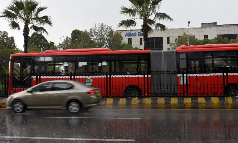 A chuva continua em cidades gêmeas enquanto os agricultores temem que a colheita do trigo não dure – Paquistão