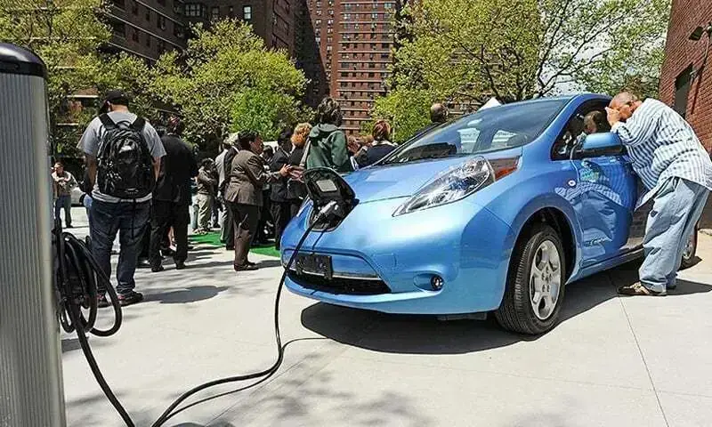 Lucky Motors faz parceria com o GAC da China na aposta de que o choque de combustível levará à conversão de EV – Paquistão