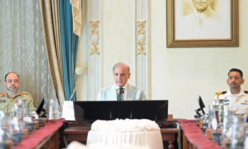 O primeiro-ministro Shehbaz estende saudações do Eid aos comandantes militares e presta homenagem ao pessoal em serviço – Paquistão