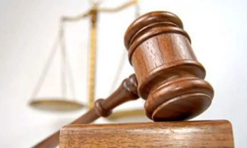 Adição de Juízes Distritais e Juízes de Sessão como tribunais para ouvir disputas de propriedade em Punjab, Paquistão