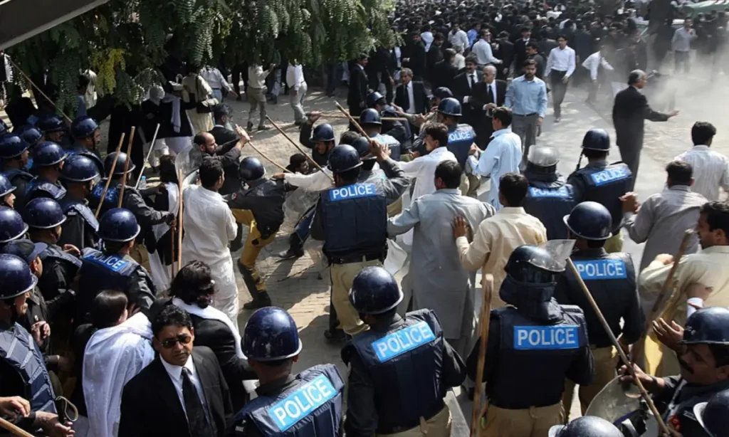 Why there is no lawyers’ movement in Pakistan today – Pakistan