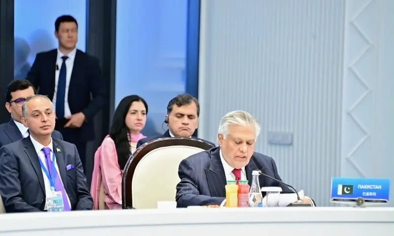 A paz e a estabilidade só podem ser alcançadas eliminando o terrorismo que emana do Afeganistão, diz Dar na reunião da SCO – Paquistão